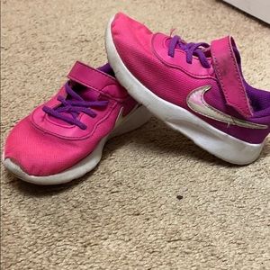 Toddler size 9 Nike sneakers